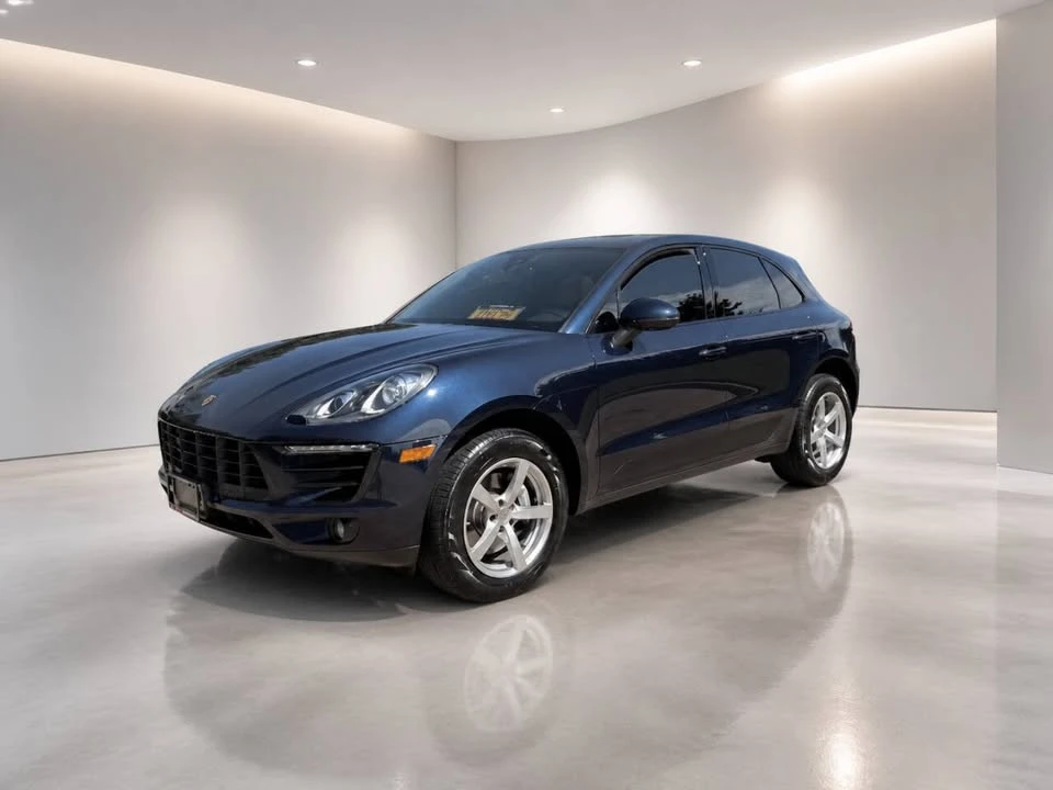 2017 Porsche Macan - Image 2 of 14