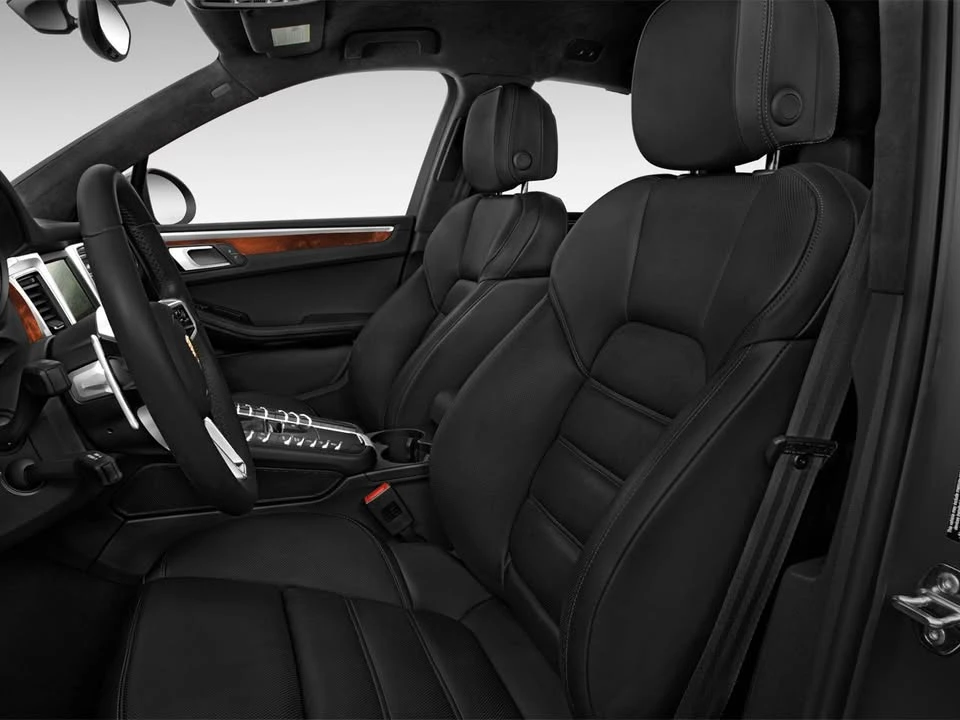 2017 Porsche Macan - Image 16 of 20