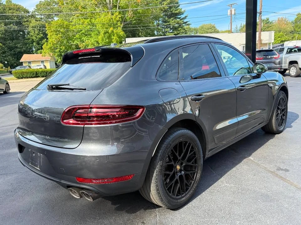 2017 Porsche Macan - Image 7 of 16