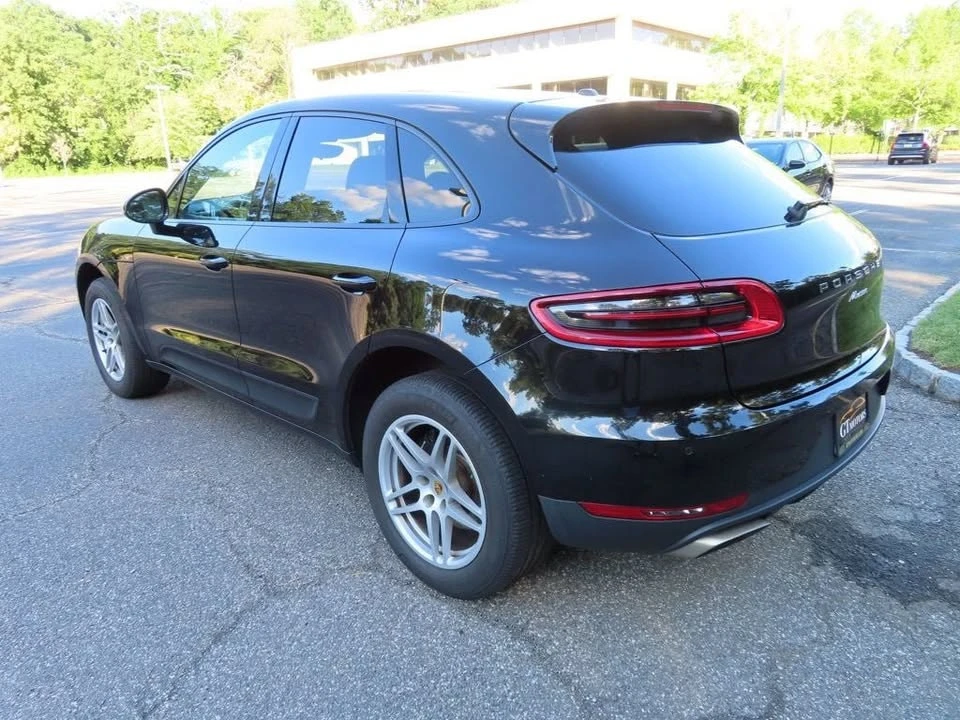 2017 Porsche Macan - Image 11 of 20