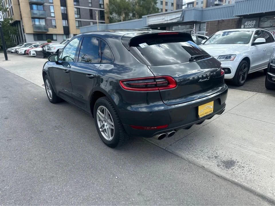 2017 Porsche Macan - Image 3 of 10