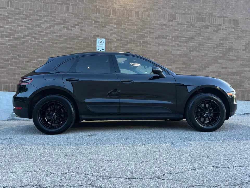 2017 Porsche Macan - Image 7 of 20