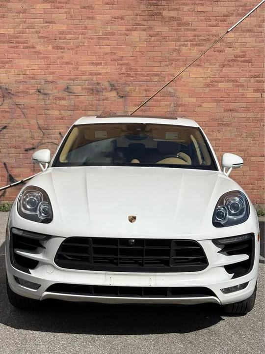2017 Porsche Macan - Image 3 of 7