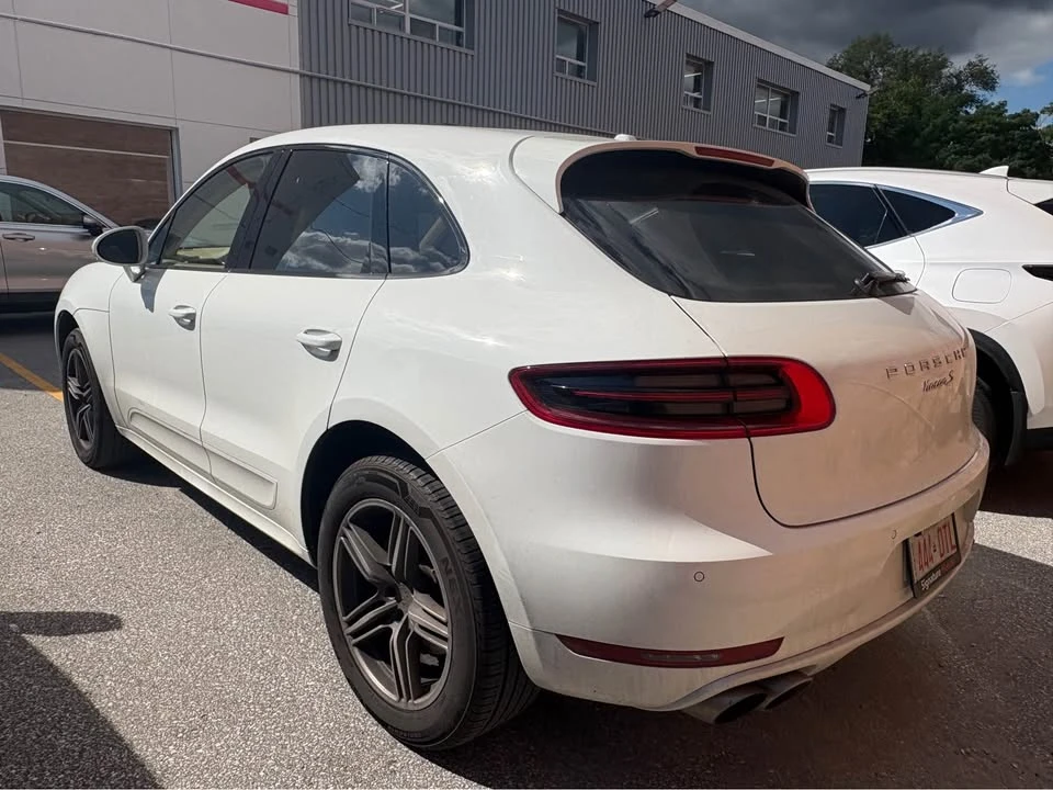 2017 Porsche Macan - Image 4 of 7