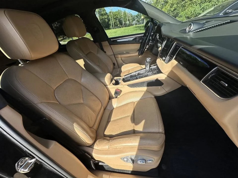 2017 Porsche Macan - Image 8 of 19