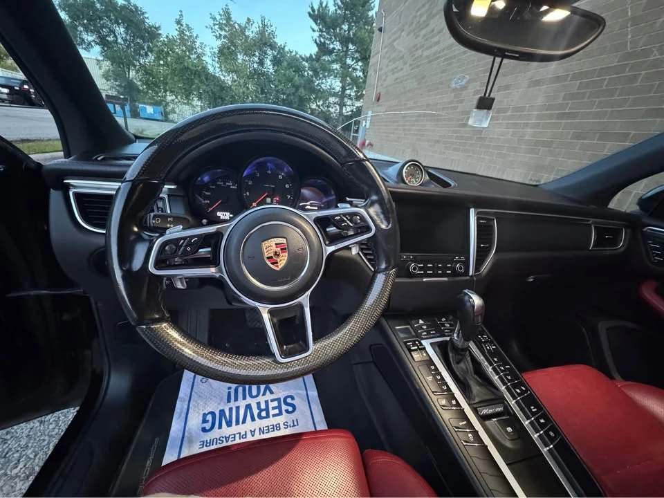 2017 Porsche Macan - Image 12 of 20