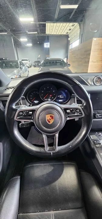 2017 Porsche Macan - Image 8 of 13