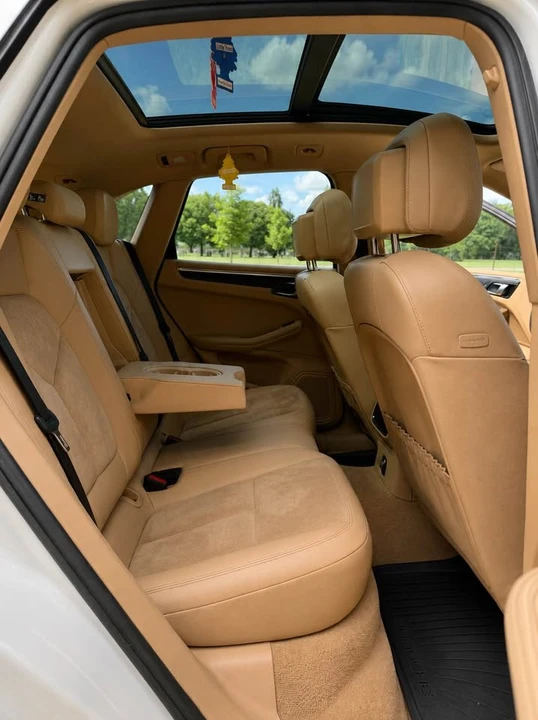 2017 Porsche Macan - Image 20 of 20