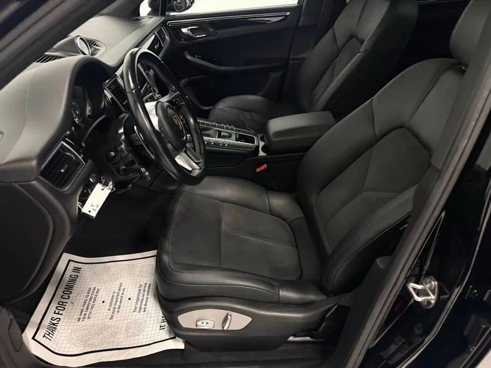 2017 Porsche Macan - Image 15 of 20