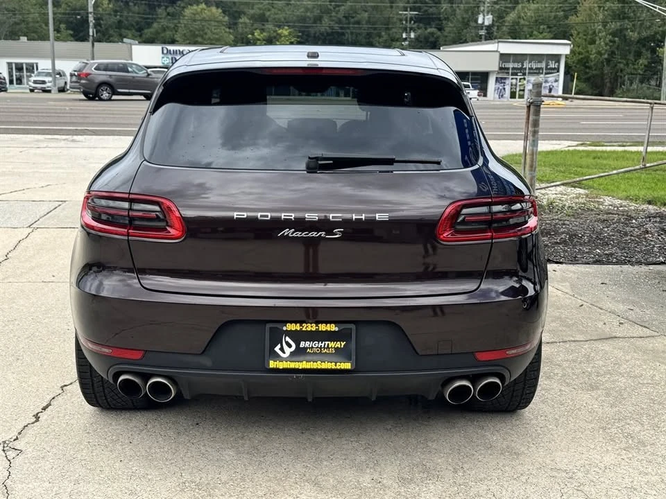 2017 Porsche Macan - Image 6 of 13