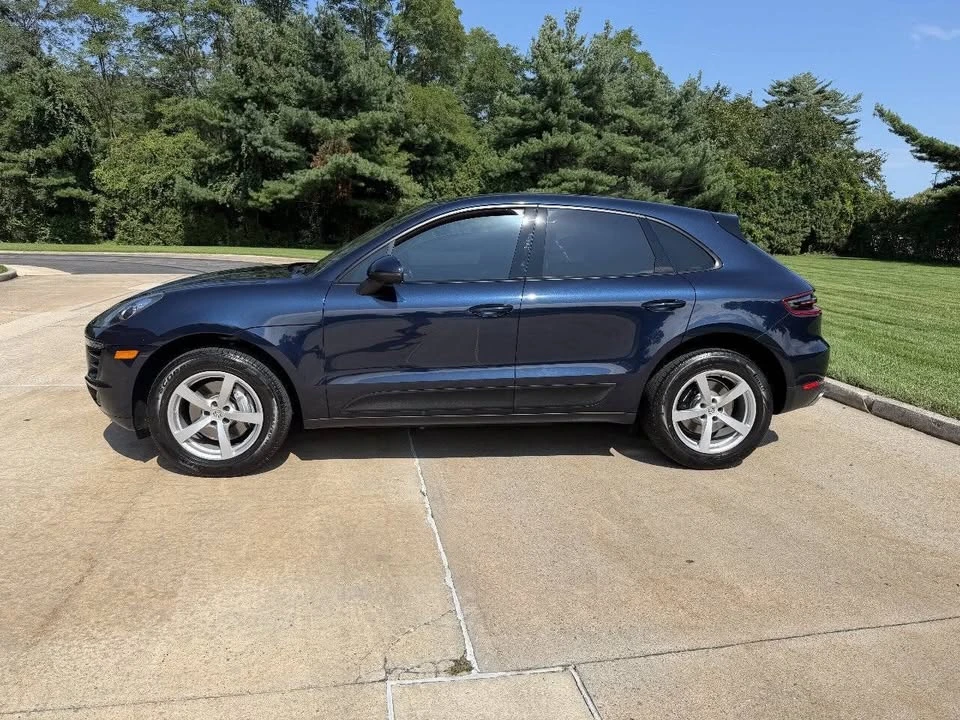 2017 Porsche Macan - Image 6 of 14