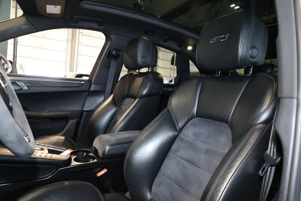 2017 Porsche Macan - Image 7 of 20