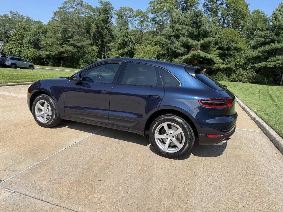 2017 Porsche Macan - Image 7 of 14