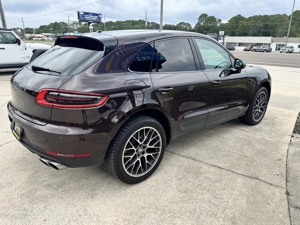 2017 Porsche Macan - Image 5 of 13