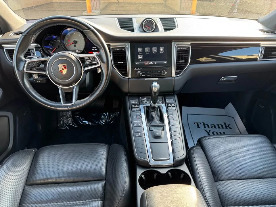 2017 Porsche Macan - Image 12 of 20