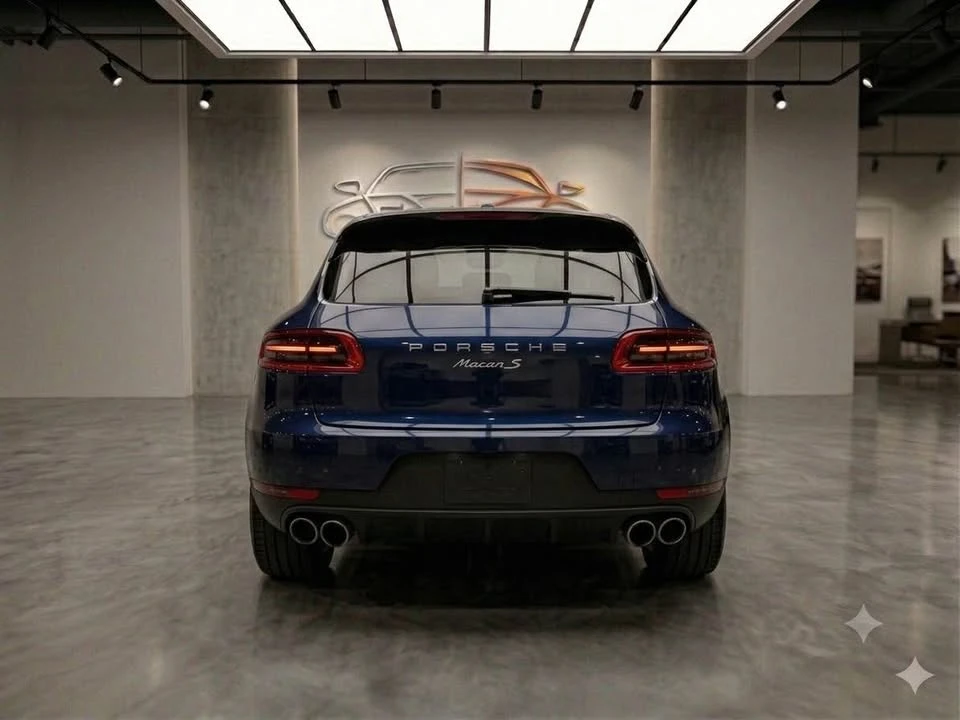 2017 Porsche Macan - Image 9 of 20