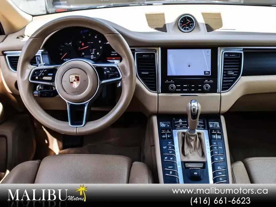 2017 Porsche Macan - Image 14 of 20