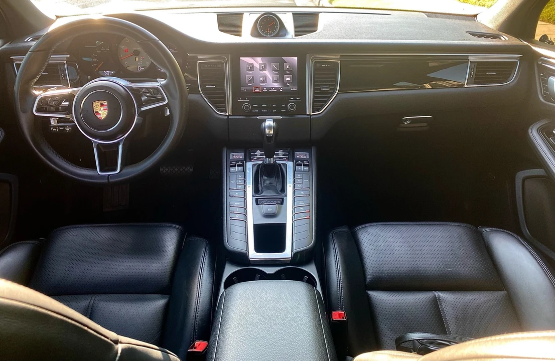 2017 Porsche Macan S - Image 2 of 14
