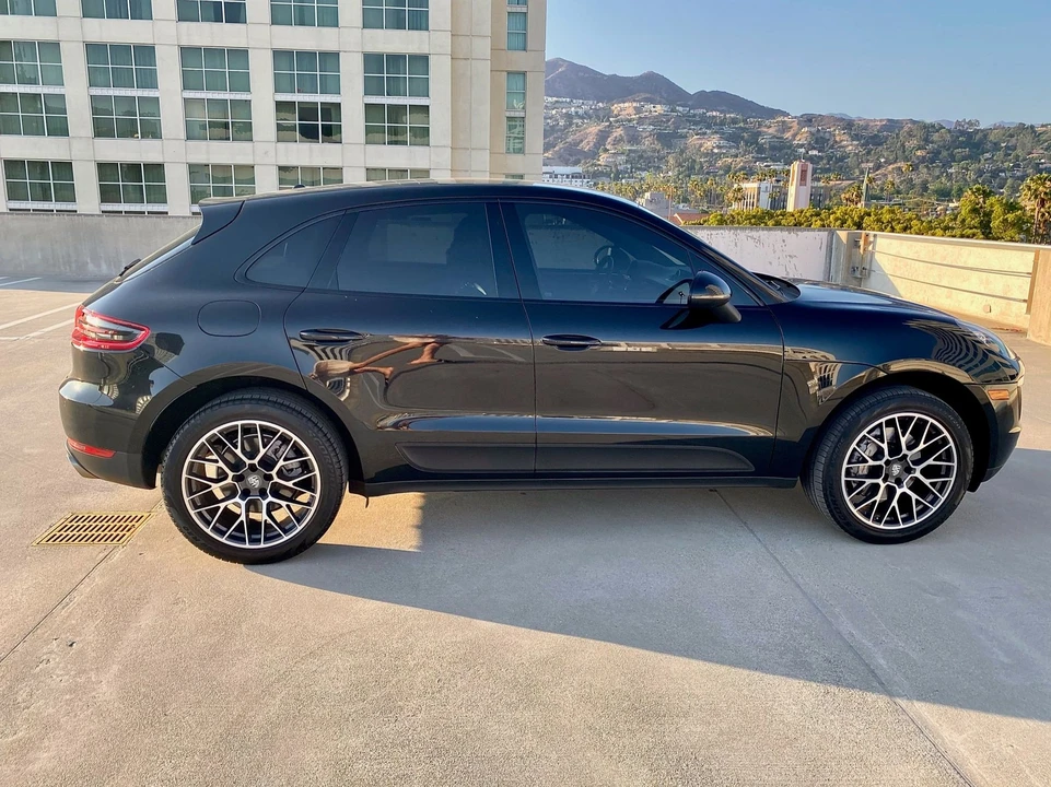 2017 Porsche Macan S - Image 8 of 14