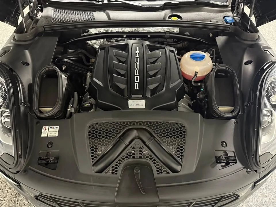 2017 Porsche Macan S - Image 14 of 16