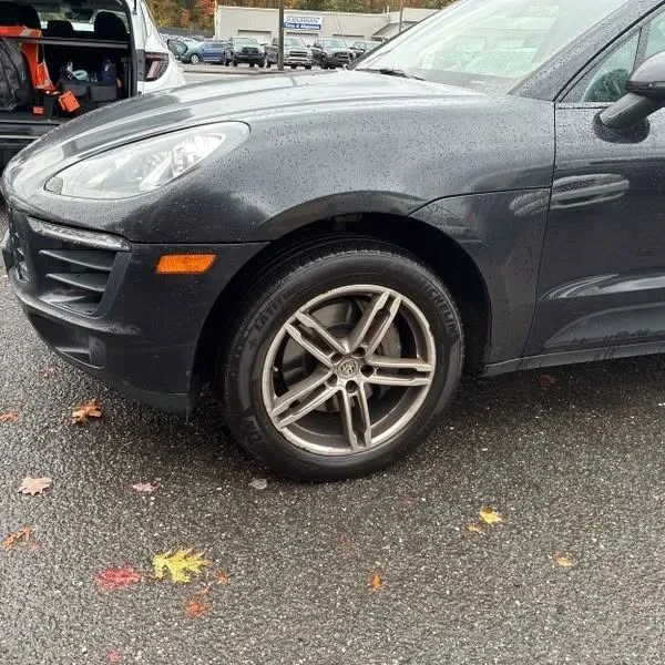 2017 Porsche Macan S - Image 5 of 18