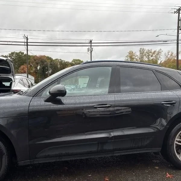 2017 Porsche Macan S - Image 2 of 18