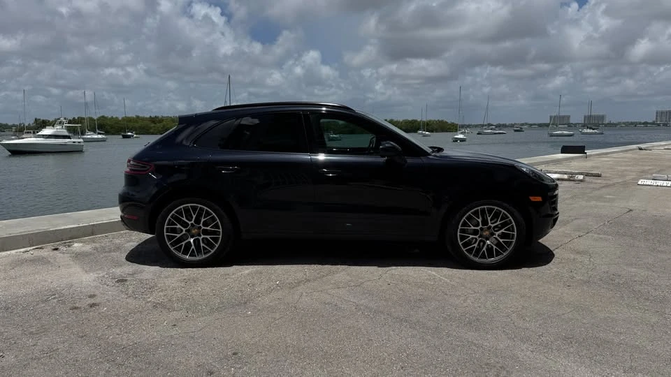 2017 Porsche Macan S - Image 8 of 8