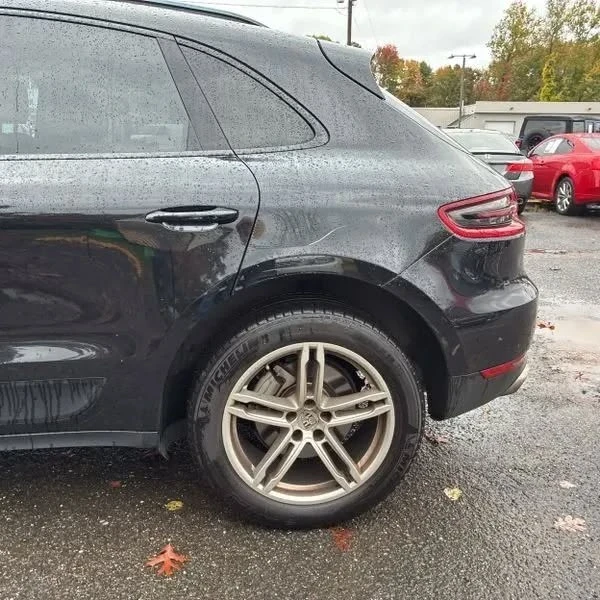 2017 Porsche Macan S - Image 10 of 18