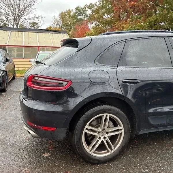 2017 Porsche Macan S - Image 16 of 18