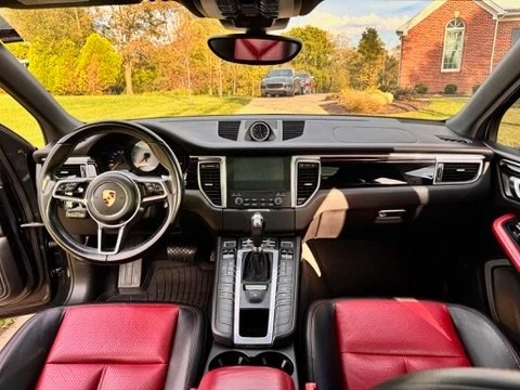 2017 Porsche Macan S - Image 19 of 20