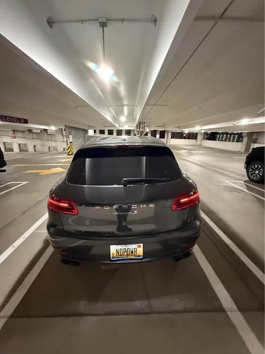 2017 Porsche Macan S - Image 6 of 6