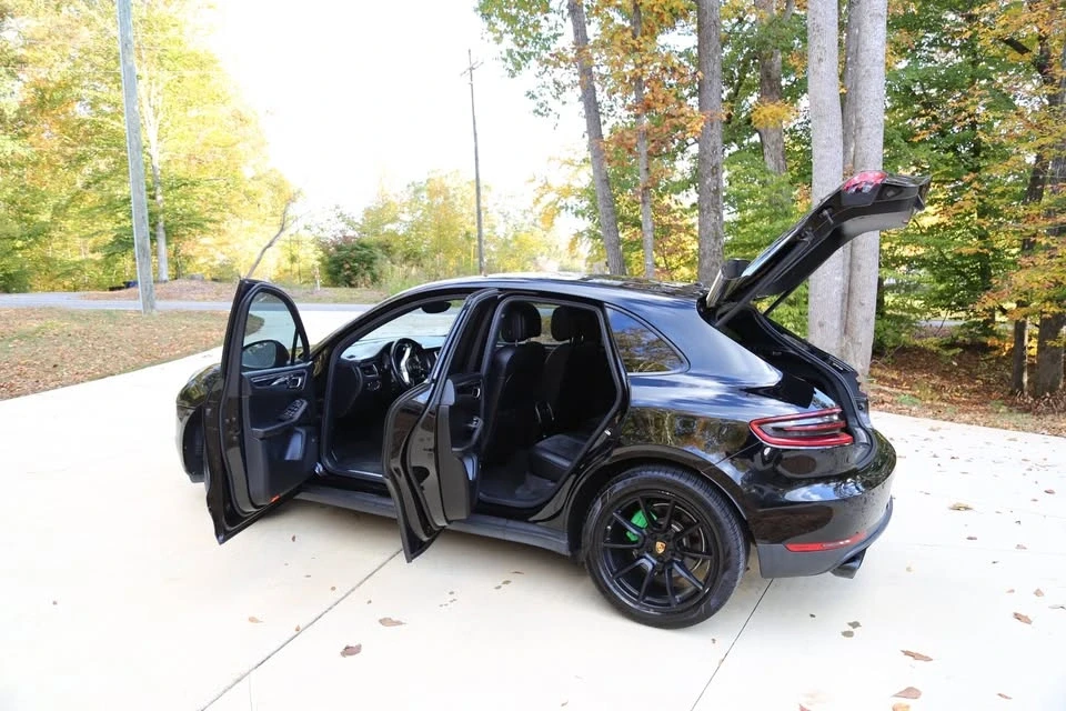 2017 Porsche Macan S - Image 13 of 17