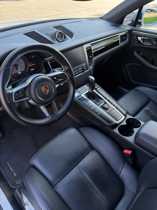 2017 Porsche Macan S - Image 6 of 7