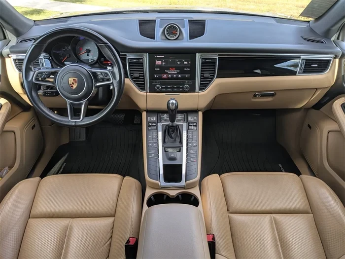 2017 Porsche Macan S - Image 4 of 12