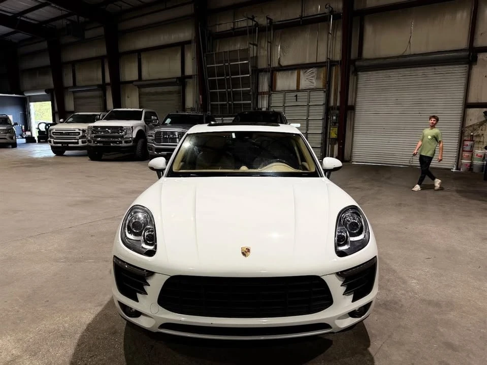2017 Porsche Macan S - Image 10 of 20