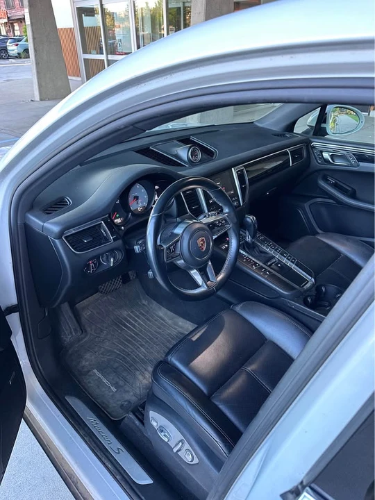 2017 Porsche Macan S - Image 8 of 8