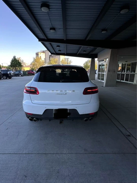 2017 Porsche Macan S - Image 5 of 8