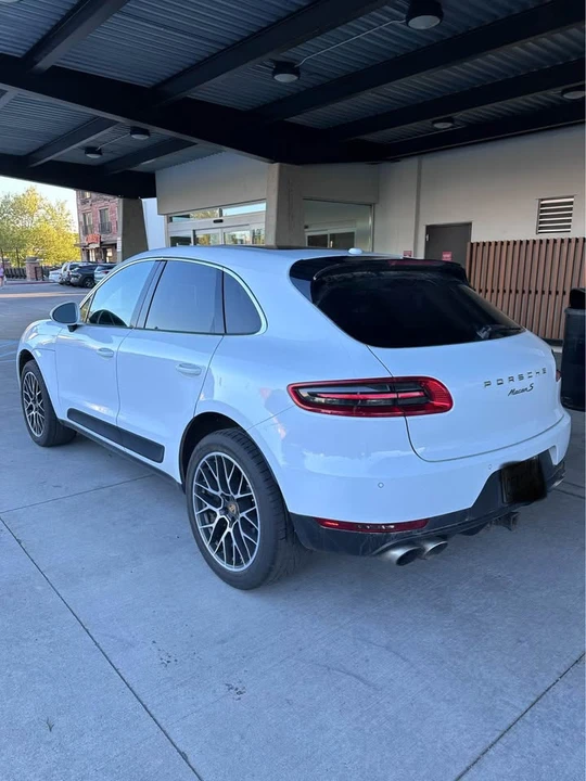 2017 Porsche Macan S - Image 6 of 8
