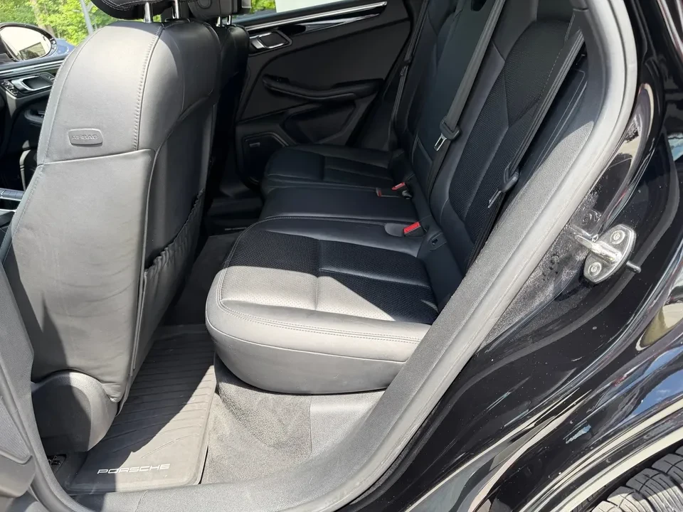 2017 Porsche Macan S - Image 12 of 21