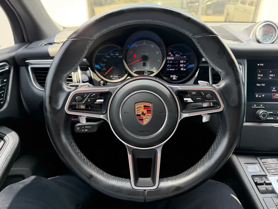 2017 Porsche Macan S - Image 16 of 21