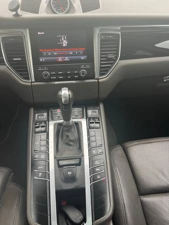 2017 Porsche Macan S - Image 8 of 10