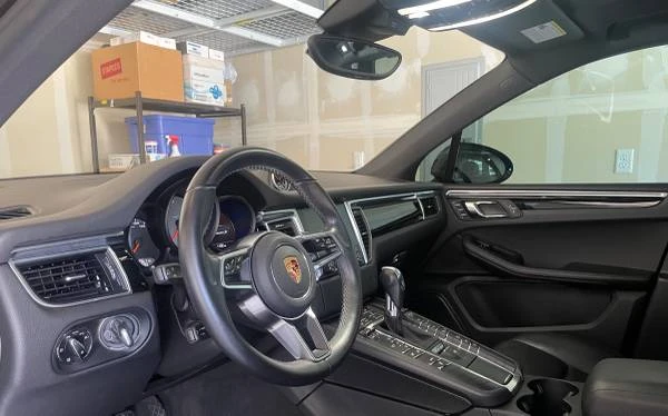 2017 Porsche Macan S - Image 10 of 19