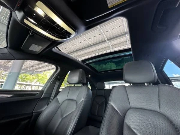 2017 Porsche Macan S - Image 15 of 19