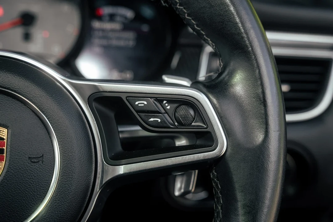 2017 Porsche Macan S - Image 23 of 31