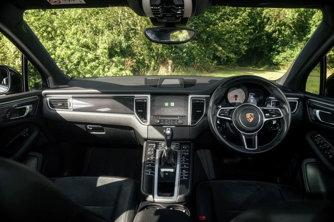 2017 Porsche Macan S - Image 30 of 31