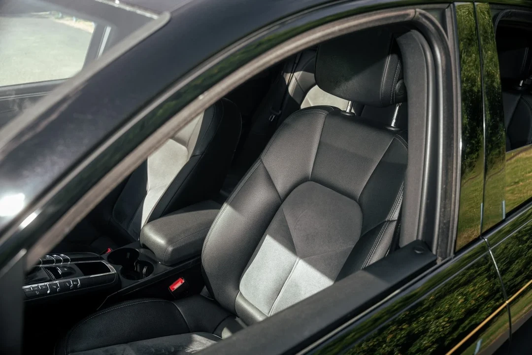 2017 Porsche Macan S - Image 12 of 31
