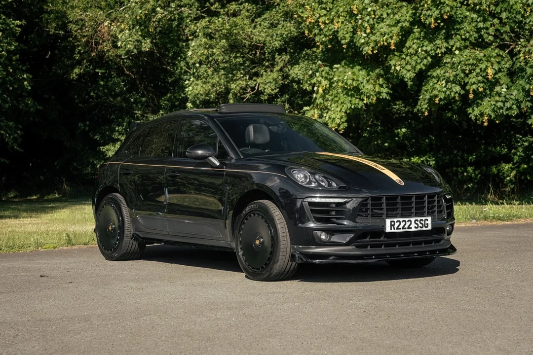 2017 Porsche Macan S - Image 2 of 31