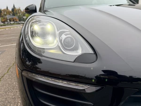 2017 Porsche Macan S - Image 12 of 21