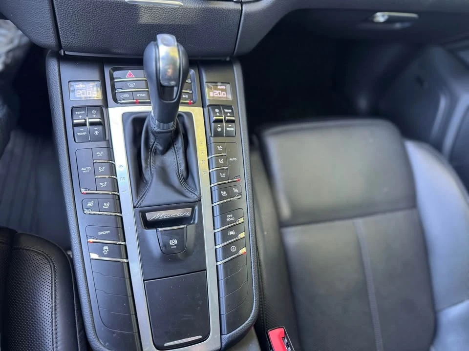 2017 Porsche Macan S - Image 12 of 20
