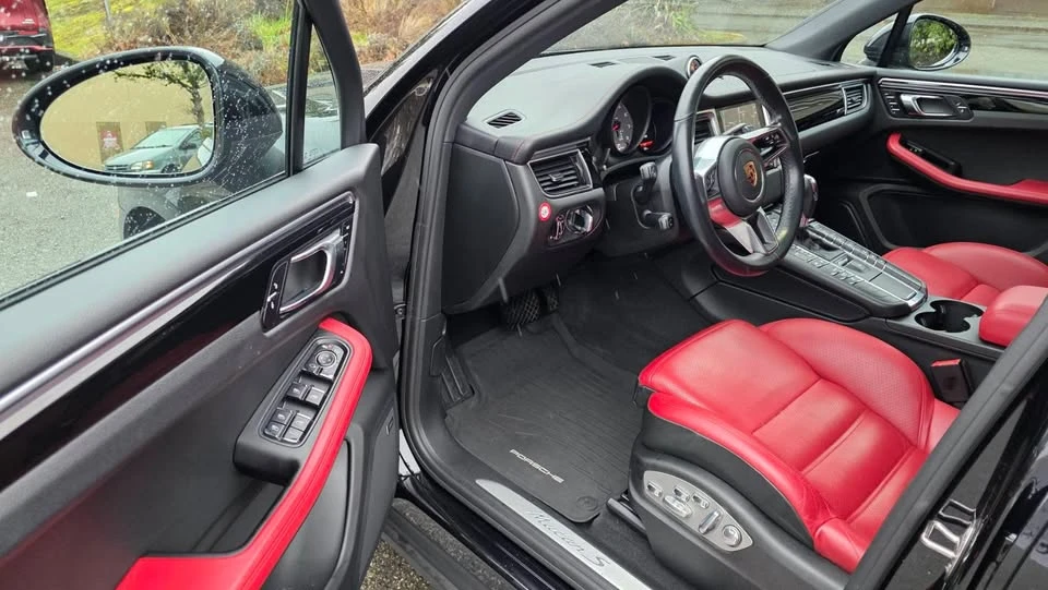 2017 Porsche Macan S - Image 8 of 20